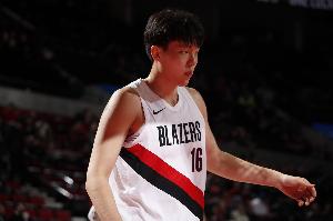 18分10板5助!记者:杨瀚森继续证明完全可以hold住这级别的比赛