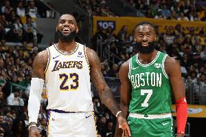 76人总裁:我们拥有三位冠军球员&两位FMVP 纳斯也是冠军教练