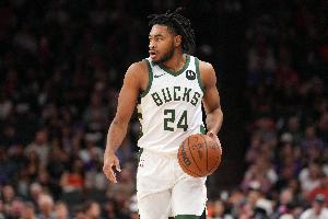 媒体人:CBA球队夏联时接触卡梅隆·托马斯 后者想优先等NBA机会
